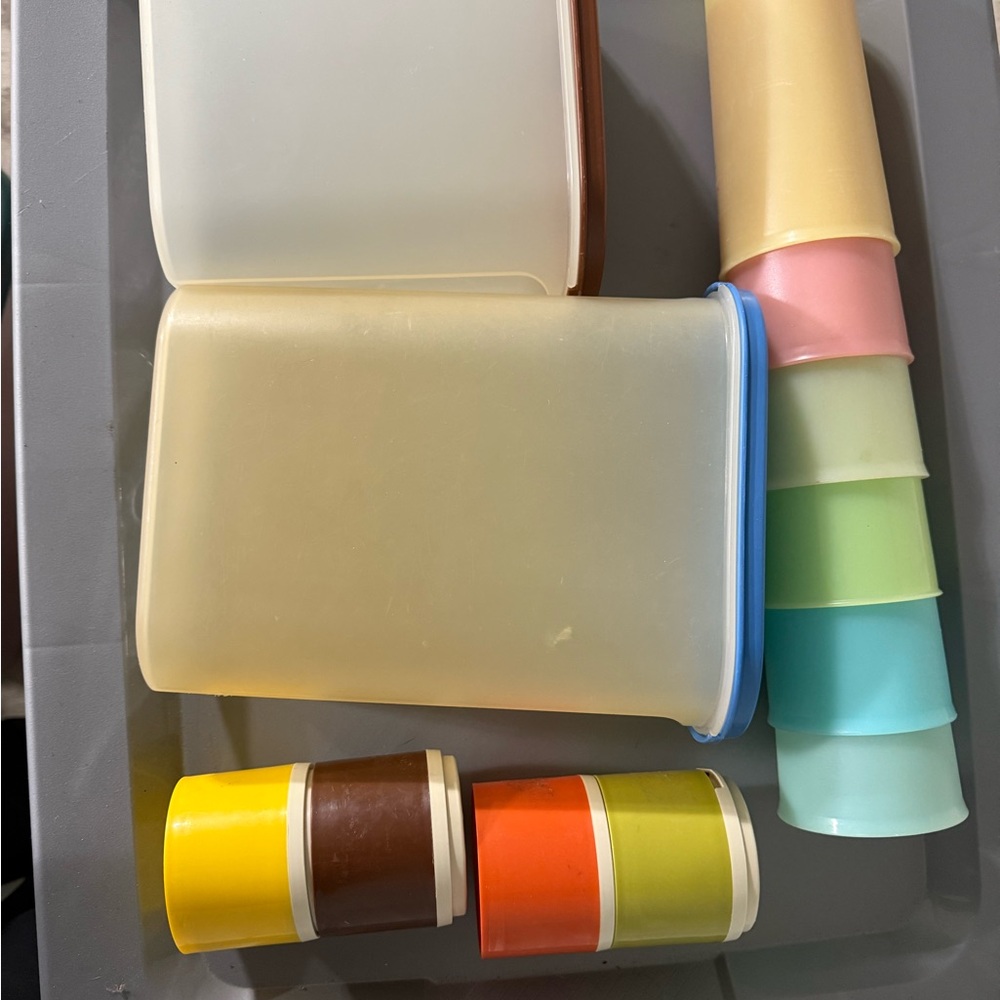 Vintage Tupperware Container and Cup Set